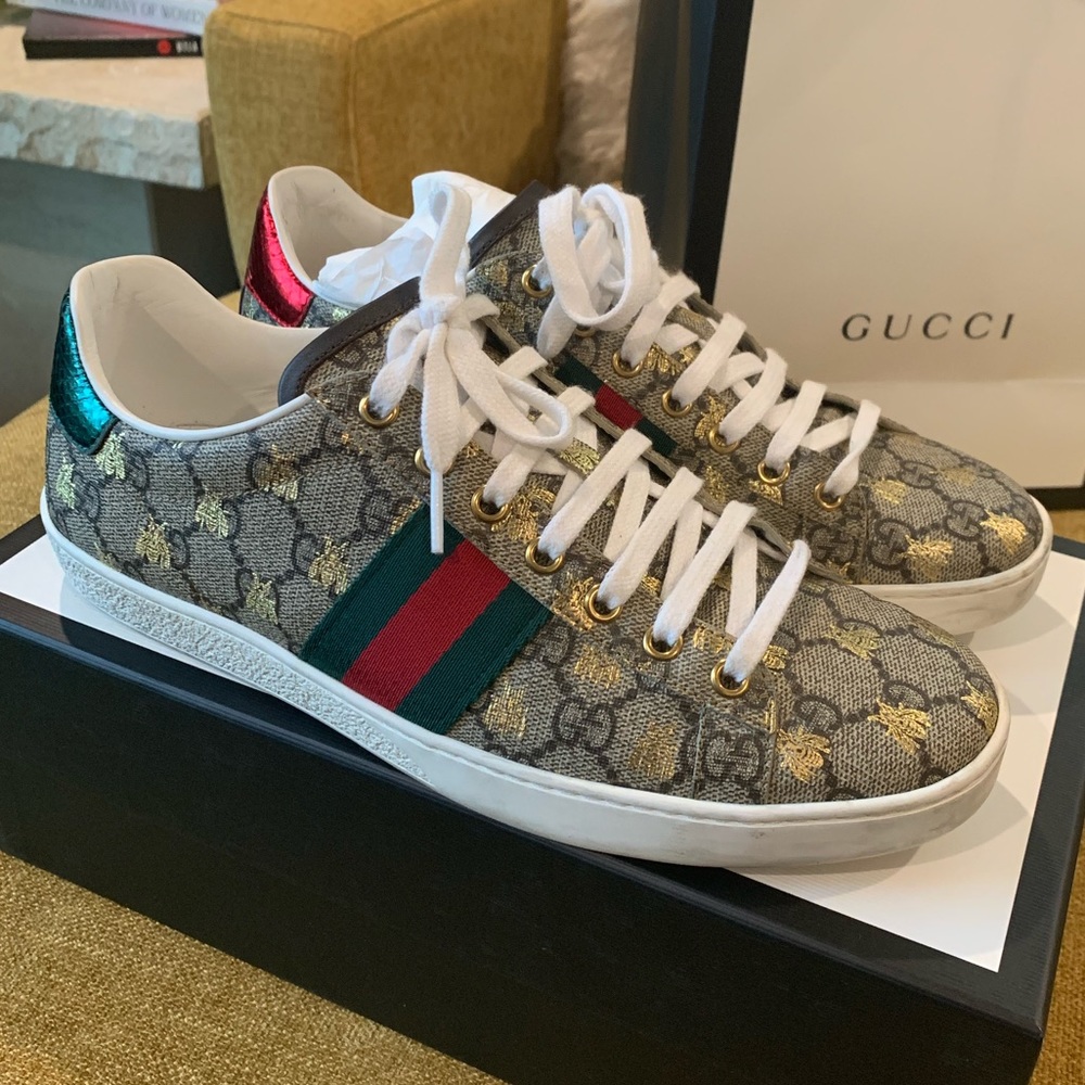GUCCI GG Canvas Bee Sneaker Tennis Shoe